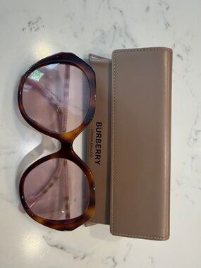 Burberry BE4375 Vanessa Women's Sunglasses in light havana with pink lenses